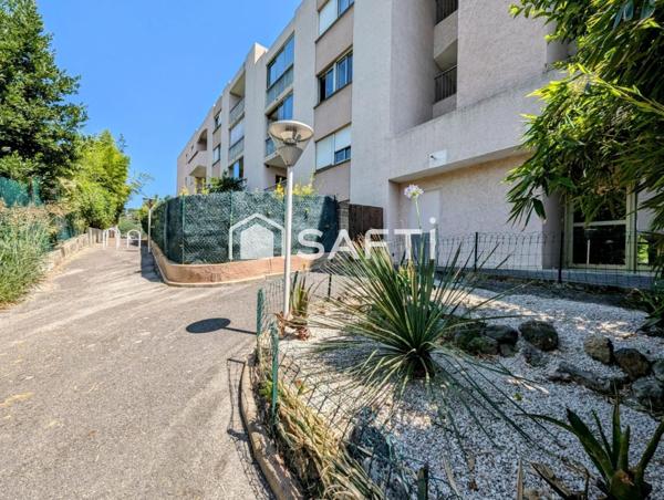 Appartement de type T3 situé proche des commodités, garage