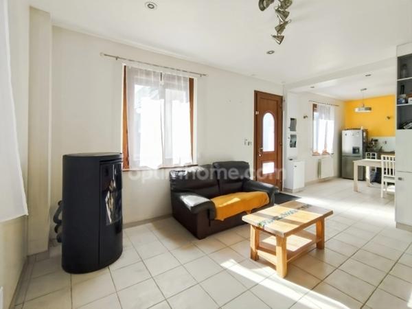 02100 NEUVILLE SAINT-AMAND - Maison individuelle- 2 chambres- cuisine équipée- salle de bain et salle d'eau- jardin sans vis à vis