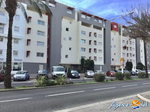 Appartement à Perpignan Appartement de Type T2 avec terrasse et place de parking privatif .Résidence récente et sécurisée .Quartier kennedy très recherché.