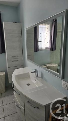 Maison à vendre  7 pièces - 265,91 m 2   NAINTRE  - 86