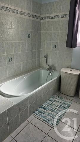 Maison à vendre  7 pièces - 265,91 m 2   NAINTRE  - 86