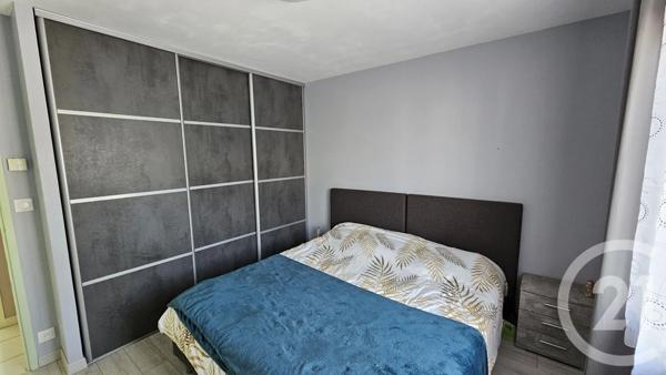 Maison à vendre  7 pièces - 265,91 m 2   NAINTRE  - 86