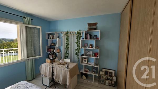 Maison à vendre  7 pièces - 265,91 m 2   NAINTRE  - 86