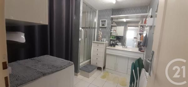 Maison à vendre  7 pièces - 265,91 m 2   NAINTRE  - 86