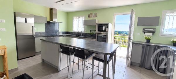 Maison à vendre  7 pièces - 265,91 m 2   NAINTRE  - 86