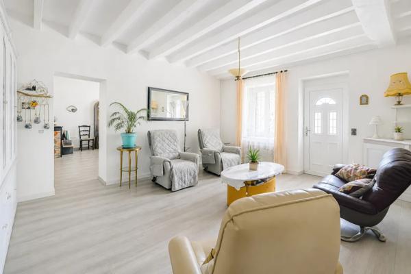 Maison Cour Cheverny 5 pièces 177 m2