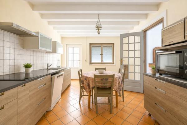 Maison Cour Cheverny 5 pièces 177 m2