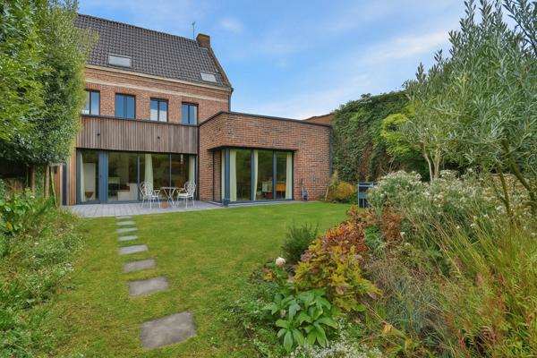 Charme de l’ancien, confort moderne – Maison familiale de 184 m² à Linselles