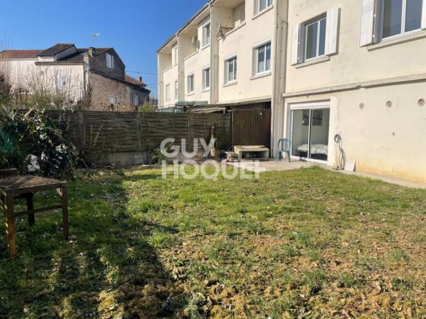 Maison de 2 chambres + studio indépendant, avec jardin