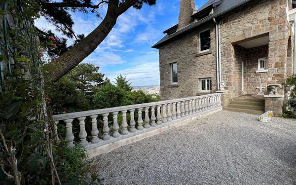 Maison à vendre    6 pièces •  Cherbourg-Octeville