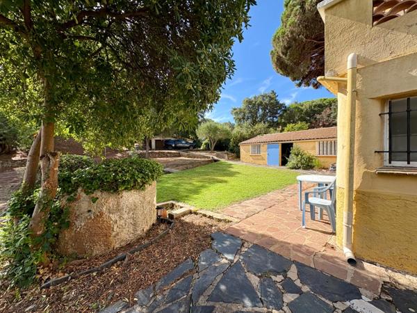 Propriété d’exception avec deux villas et piscine – Sainte-Maxime, secteur Sémaphore