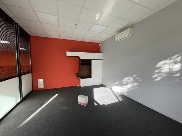 Local professionnel 620 m²