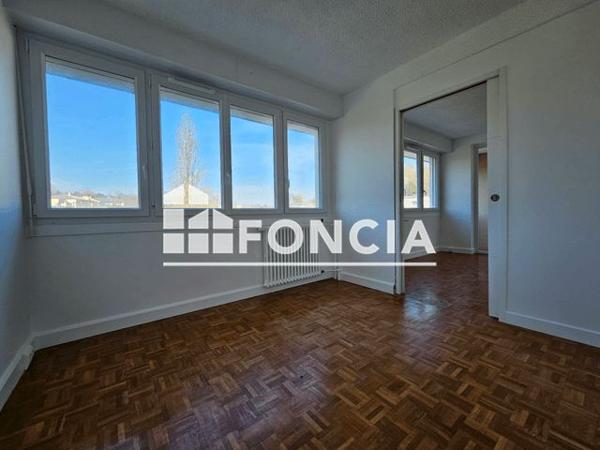 Location Appartement 4 pièces 79.2 m² - BATIMENT B1 Saint Germain En Laye 78100