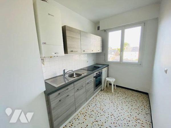 A Vendre à Perros-Guirec (22700) un appartement de type 2 de 51 m² habitable, cuisine équipée, ...