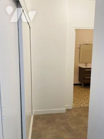 A Vendre à Perros-Guirec (22700) un appartement de type 2 de 51 m² habitable, cuisine équipée, ...