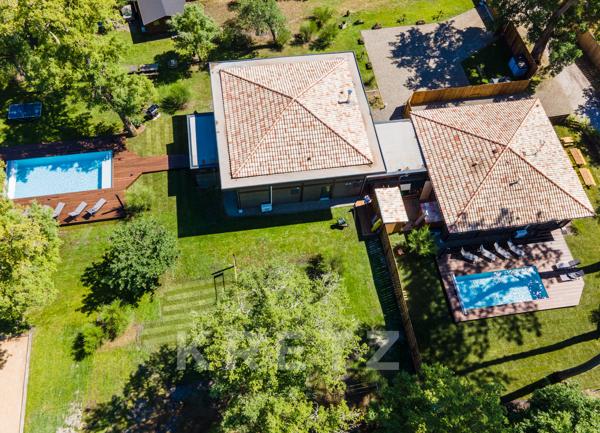 Domaine d’exception avec villa, lodge et piscines à Moliets