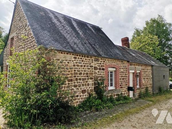 LE MENIL DE BRIOUZE: En campagne maison 3 chambres, terrain environ 6 000m²