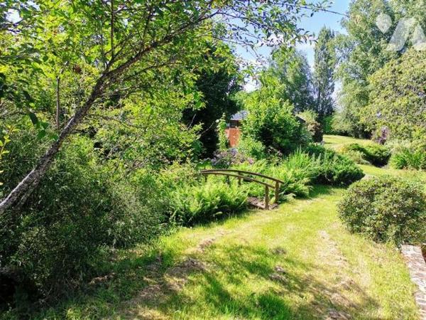 LE MENIL DE BRIOUZE: En campagne maison 3 chambres, terrain environ 6 000m²