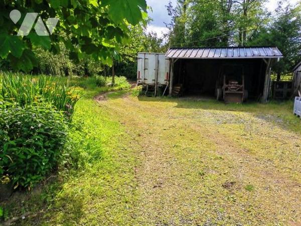LE MENIL DE BRIOUZE: En campagne maison 3 chambres, terrain environ 6 000m²