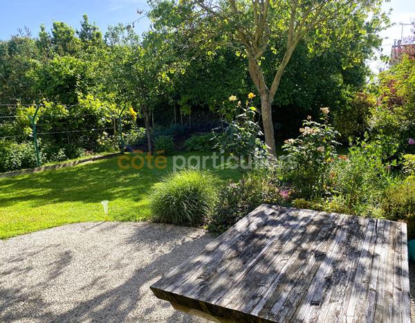 Vente
                Maison171 m² - 9 Pièces -
                    POITIERS (86000)