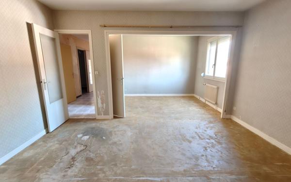 Maison à vendre    10 pièces • 247 m2 Fontaine