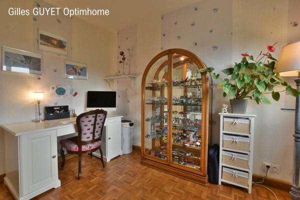 Secteur BEAUMONT-LE-ROGER/NASSANDRES-SUR-RISLE T5 100M² 185000€ Dépendance avec terrain clos.