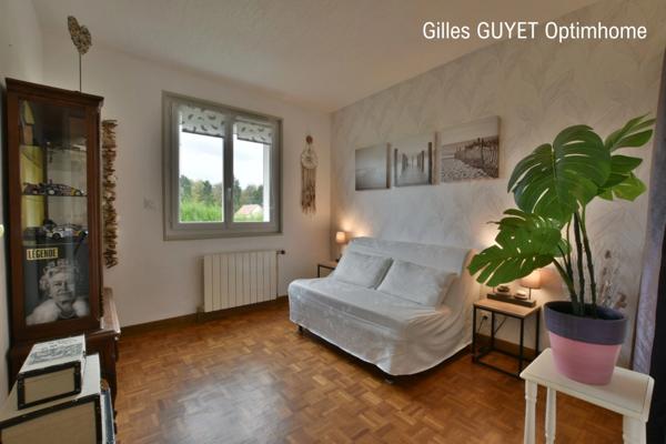 Secteur BEAUMONT-LE-ROGER/NASSANDRES-SUR-RISLE T5 100M² 185000€ Dépendance avec terrain clos.