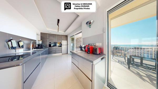 Penthouse 3 pièces 78 m²  86 m² de terrasses  Vue mer & Palais des Festivals