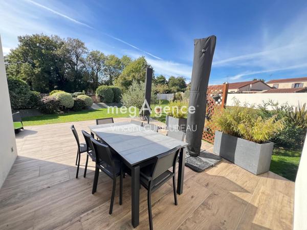 Maison à LE MAY-SUR-EVRE, 49122 - 6 pièces 116m²