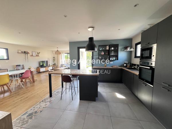 Maison à LE MAY-SUR-EVRE, 49122 - 6 pièces 116m²