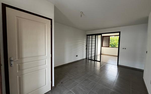 Appartement à vendre    2 pièces • 56,73 m2 Remire-Montjoly