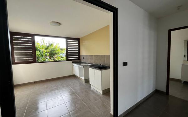 Appartement à vendre    2 pièces • 56,73 m2 Remire-Montjoly