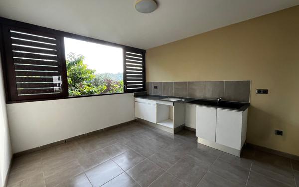 Appartement à vendre    2 pièces • 56,73 m2 Remire-Montjoly