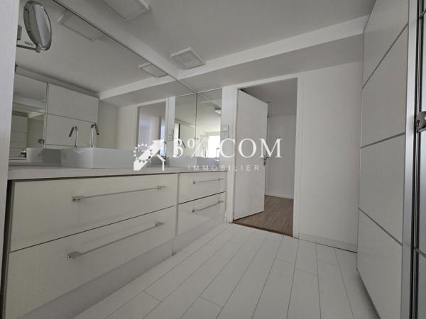 Loft 5 pièce(s) 3 chambre(s) 170 m²