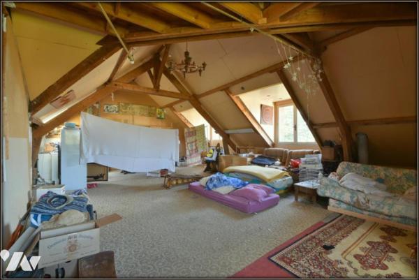 GRANDE MAISON FAMILIALE LE RHEU CENTRE VILLE