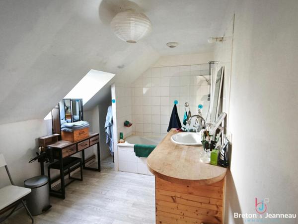 Corps de ferme sur 7 hectares à Saint Pierre des Nids