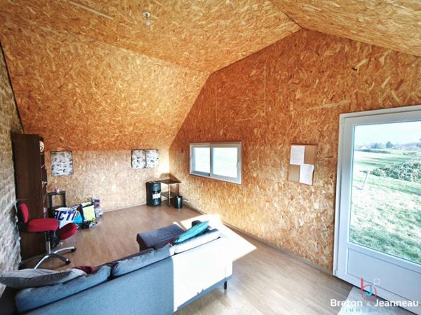 Corps de ferme sur 7 hectares à Saint Pierre des Nids