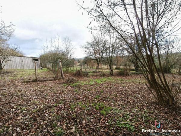 Corps de ferme sur 7 hectares à Saint Pierre des Nids