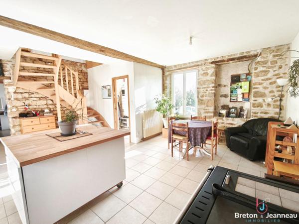 Corps de ferme sur 7 hectares à Saint Pierre des Nids