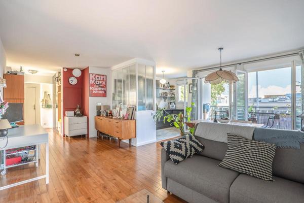 3 pièces avec balcon, Mairie de Saint Ouen