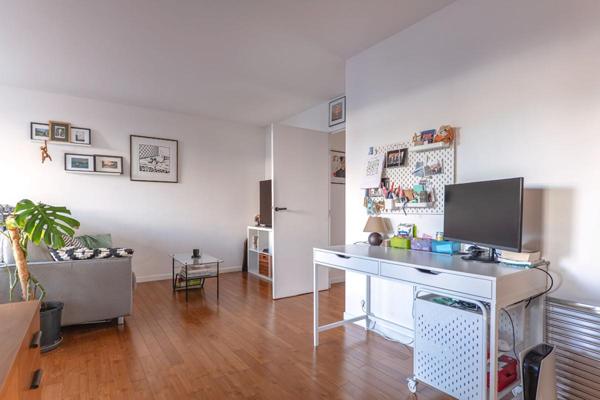 3 pièces avec balcon, Mairie de Saint Ouen