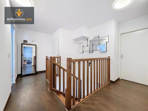 Vente                                                      Duplex
                        
                     5 pièces                      108 m2                     à Ermont