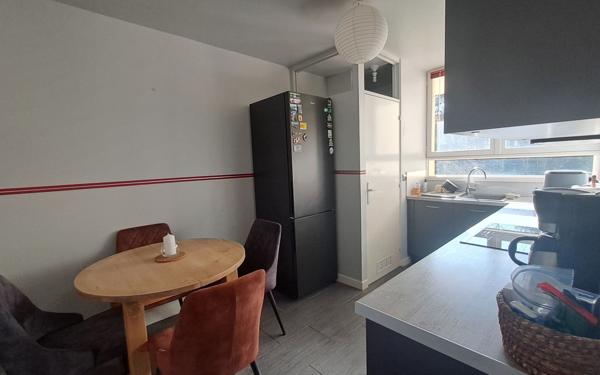 Appartement à louer    3 pièces •  Avon