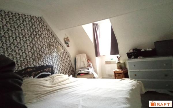 Plein coeur cité médiévale, maison de ville 3 ch