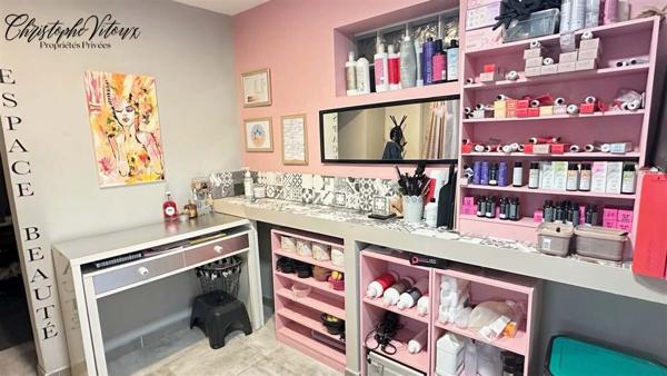 11000 CARCASSONNE - SALON DE COIFFURE