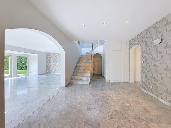 À VENDRE – VILLA au cœur du domaine du Golf de la Wantzenau