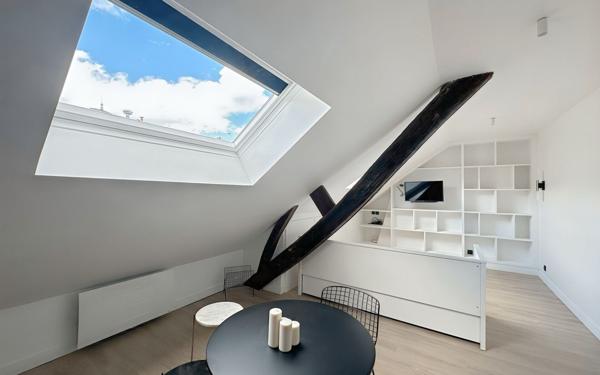 Appartement à vendre    2 pièces • 32,80 m2 Paris 16