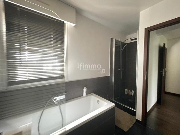 Maison familiale avec sous sol aménageable - idéal activité libérale -