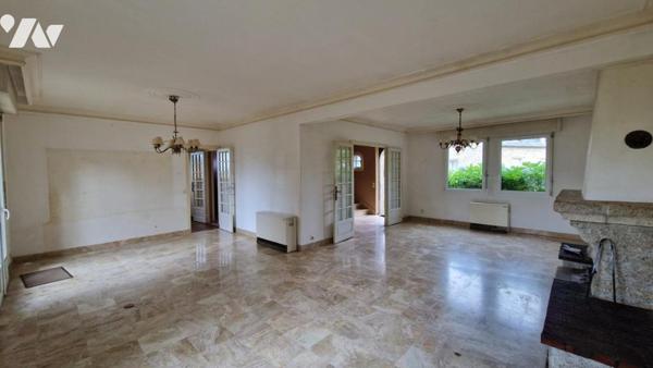 BELLE MAISON DANS UN QUARTIER RESIDENTIEL CALME