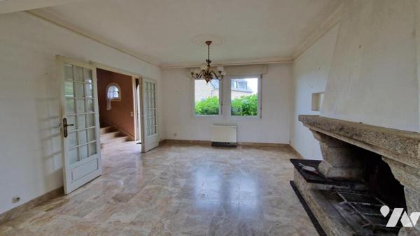 BELLE MAISON DANS UN QUARTIER RESIDENTIEL CALME